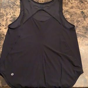 Lululemon top